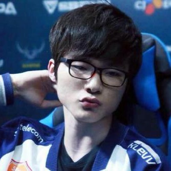 赫罗纳和巴 赫罗纳和巴