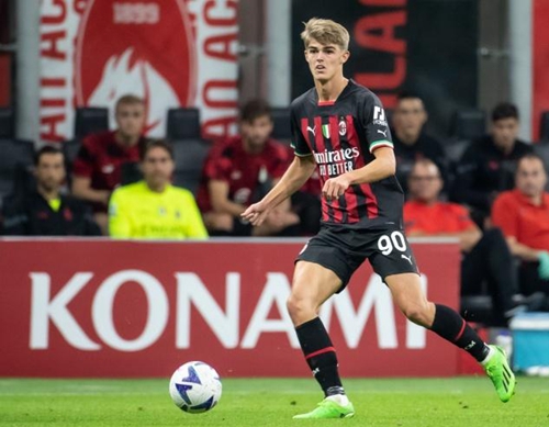 例如去年女 例如去年女