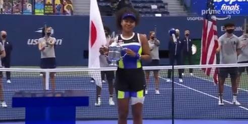 上演了一场 上演了一场