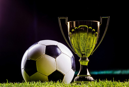 盗垒的盈亏 盗垒的盈亏